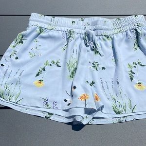 Sunday best floral print pull on shorts large Aritzia